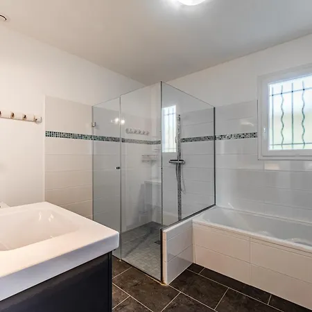 بيت للعطل Jacuzzi Entre Et Ocean *