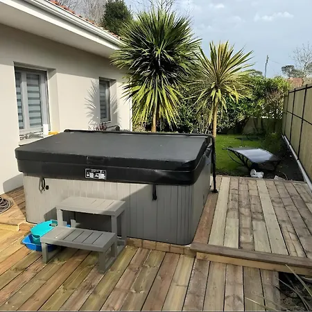 Casa de Férias Jacuzzi Entre Et Ocean